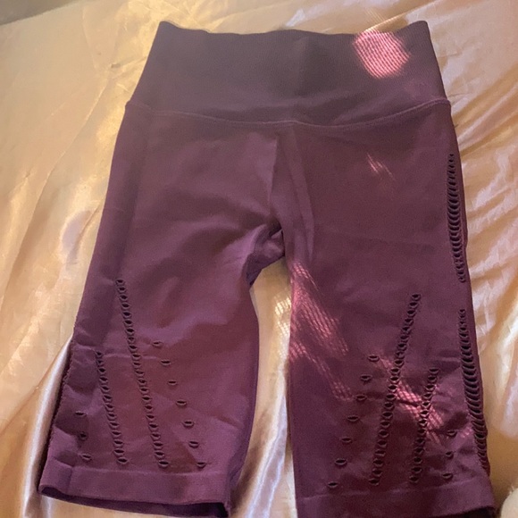 Shorts - Picture 1 of 2